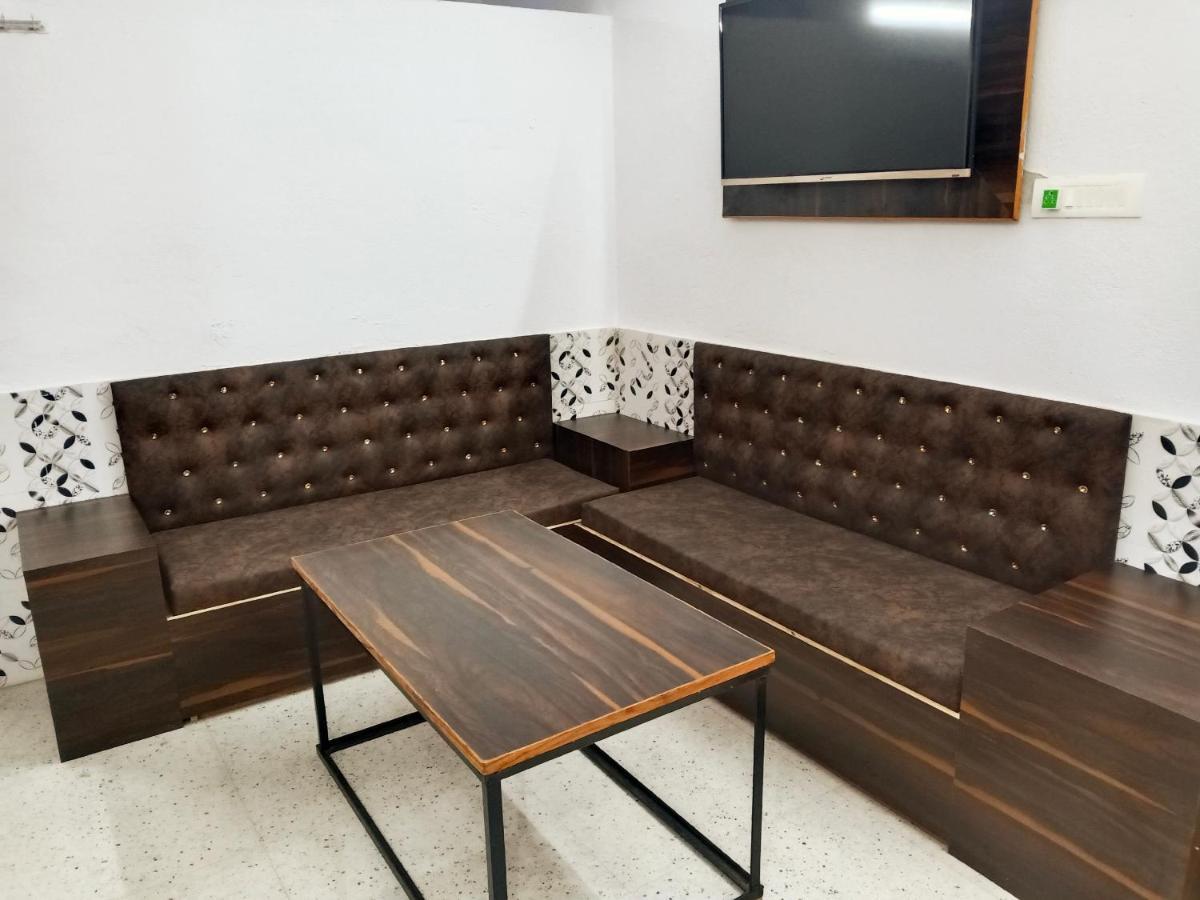 Chinta Haran Rest House Deoghar Pokój zdjęcie
